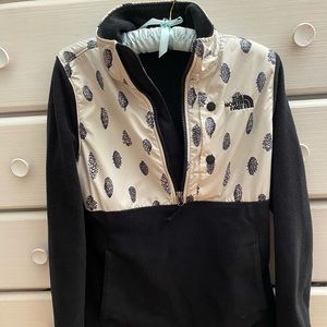 The North Face Half Zip Pine Cone Fleece